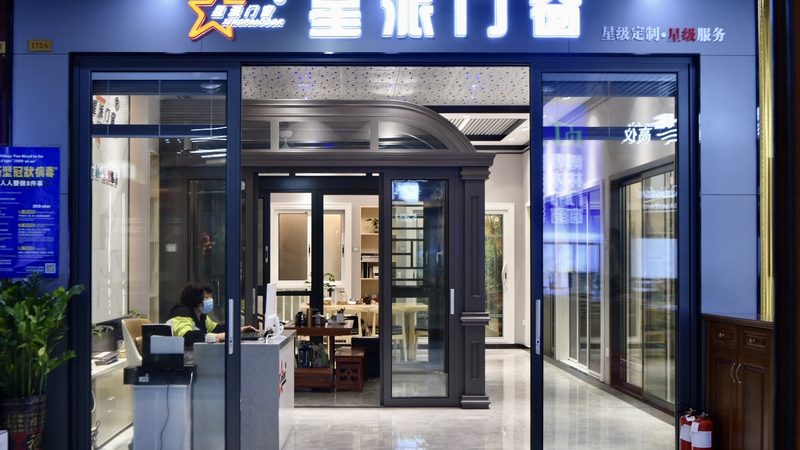 目前市面上常见的厨房台面材质主要有以下几种：